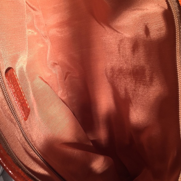 Omg!!!Gorgeous, out there fun bag! Silver accent!! Eb - Picture 4 of 4